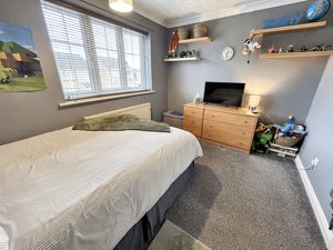 Bedroom- click for photo gallery